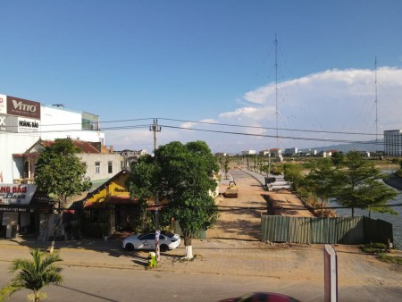 Đi đến slide 4