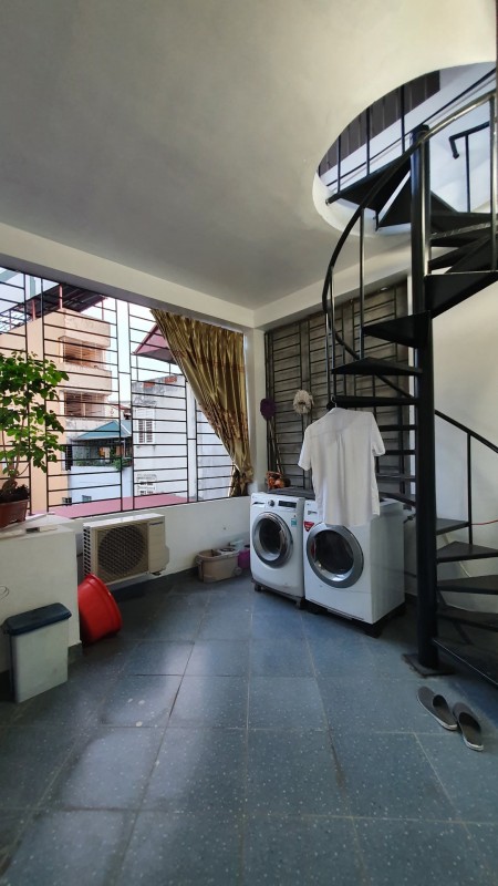 Phân lô Phùng Chí Kiên, ô tô ngõ thông, nhà đẹp dân cư văn minh, dt 45m2, 5 tầng, giá 5.45 tỷ