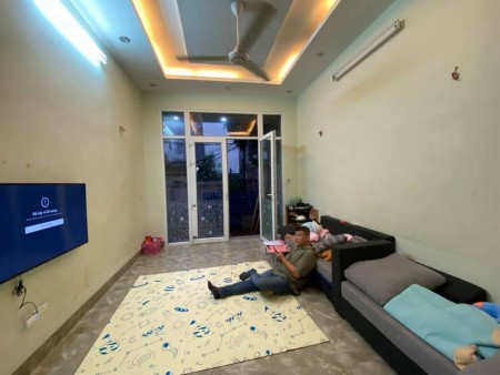 Bán nhà Phạm Văn Đồng, 5 tầng, 39m2, giá 3.5 tỷ, gần ĐH Quốc gia HN
