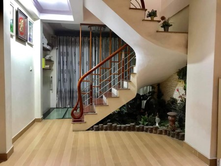 Bán nhà đẹp Lê Quang Đạo diện tích sử dụng 50m2 vị trí đẹp, kinh doanh tốt