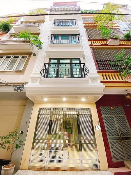 Vị trí đắc địa Tây Hồ siêu đẹp kinh doanh nguyên căn thang máy, full Nội thất