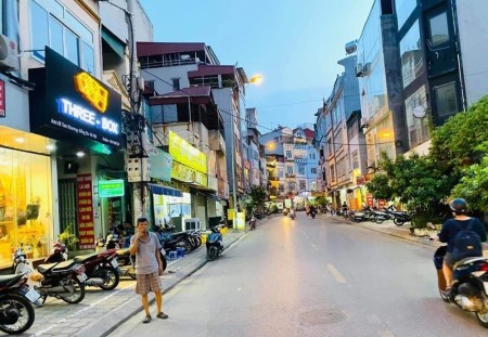 Bán nhà nhỉnh 12 tỷ có nhà 6 tầng mặt phố ngay đại học Y Hà Nội, lhcc
