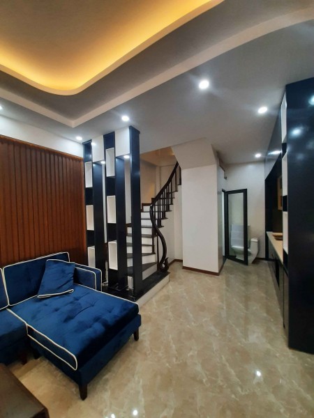 Bán nhà nguyên căn Khương Trung, dt 45m2, ngõ nông, mt 4m, giá nhỉnh 3 tỷ, lhcc