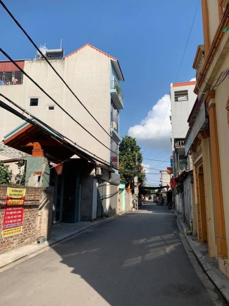 Đất làng Vàng, Cổ Bi Lô góc DT 65m2 đường taxi tránh nhau đầu tư cực tốt