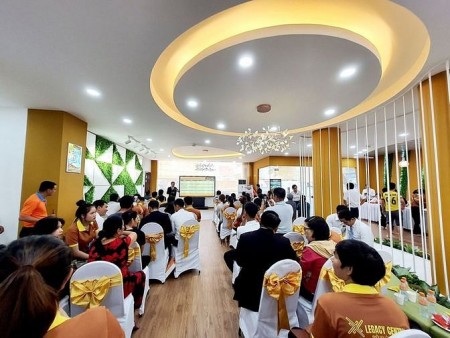 Đi đến slide 2