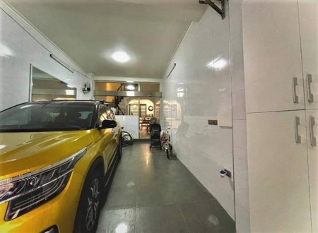 Cần bán gấp nhà riêng Triều Khúc, Thanh Xuân, gara ô tô tránh, phân lô, dt 55m2, 5 tầng, giá 7.6 tỷ