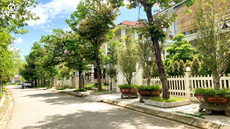 Nhà ngay trung tâm thành phố - Nơi để ở và đầu tư kinh doanh, sổ hồng từng căn