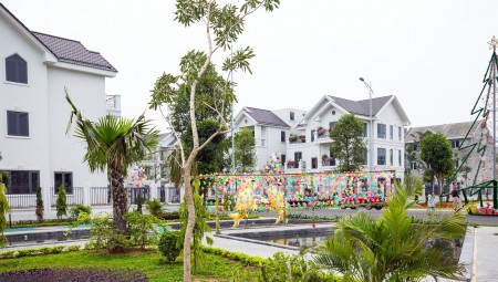 Đi đến slide 2