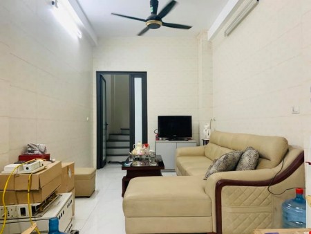Trung Tâm Hai Bà Trưng, Ngõ Thông kinh doanh nhỏ, dt 34m2, 5 tầng, giá 4.65 Tỷ