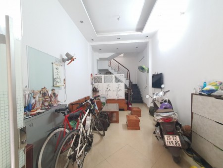 Bán nhà phố Thái Hà, Chùa Bộc, Quận Đống Đa, dt 35m2, 4 tầng, mt 3.5m, giá 3.85 tỷ