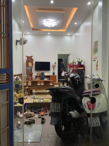 Bán nhà Minh khai ô tô tránh cách nhà 10m, kinh doanh online, giá 3 tỷ