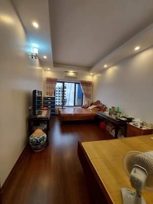 Ngõ Lớn 41 Phố Vọng diện tích 30m2, đúc 5 tầng mt 3.3m giá bán 4.2 tỷ Quận Hai Bà Trưng