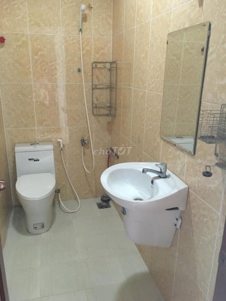 Cho thuê nhà 4 tầng diện tích sử dụng 45m2 Thụy Khuê, làm việc nhanh