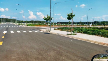 Dịch kẹt tiền muốn ra gấp lô đât Tân Uyên gần Visip II mở rộng, thổ cư 100%