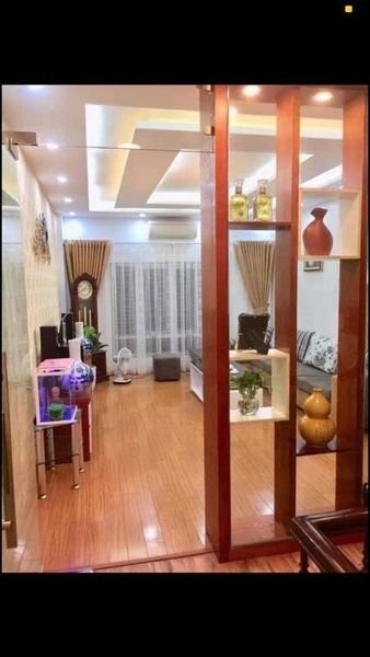 Cần tiền làm ăn bán gấp nhà Văn Quán, Quận Hà Đông, sổ sẵn chính chủ