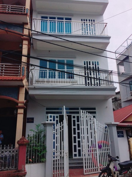Cho thuê nhà 3 tầng Quận Long Biên – Hà Nội giá 6 triệu/tháng, lh 0963698383