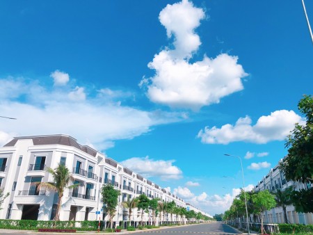 Mua nhà phố Phúc An Garden chỉ với 350 triệu nhận ngay xe SH Mode và vàng