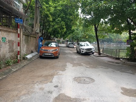Bán nhà Võ Thị Sáu 15m ra hồ, sân rộng trước nhà 40m sử dụng 4 tầng 4,4 tỷ