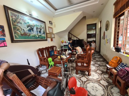Bán nhà khu An Dương Vương, gần cầu Nhật Tân, diện tích 127m2, mặt tiền 7.6m, Giá 6.9 tỷ