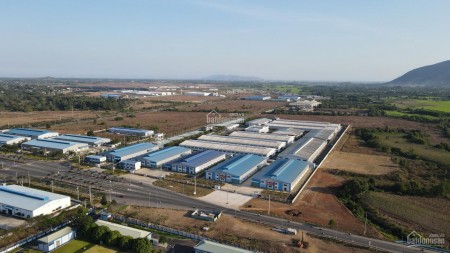 Bán gấp lô đất MT đường 7m tại thị xã Phú Mỹ. SHR, công chứng ngay, dt 168m2