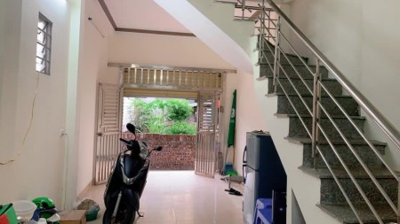 Bán siêu hiếm rẻ nhất Mỹ Đình diện tích 37m, giá chỉ 2,65 tỷ có nhà 4 tầng ở luôn