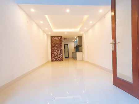 Bán nhà 5 tầng Phương Canh ô tô để cửa nhà, cách Trịnh Văn Bô 50m mua ngay tặng 1 bộ nóng lạnh LH:0866657649