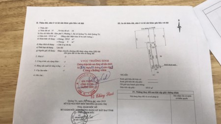 Bán gấp nhà 2 tầng kiên cố mặt tiền Lê Duẫn thị Xã Quảng Trị, lh 0777900417