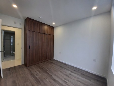 Căn 70m2 - 2PN Central Premium giá 3,3 tỷ có 5% sổ + 2% PBT, view hồ bơi, nhận nhà ở ngay