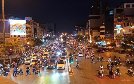 Đi đến slide 2