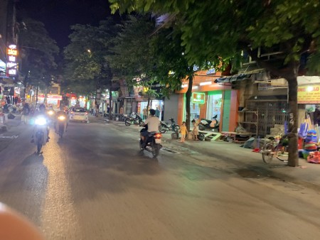 Siêu kinh doanh chợ Cổ Điển, Đông Anh, dtsr 32m2, giá 3.25 tỷ ô tô đậu