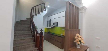 Siêu phẩm Hoàng Văn Thái, Thanh Xuân, ô tô đỗ cửa kinh doanh dt 45m2, mt 6.5m, giá 3.6 tỷ