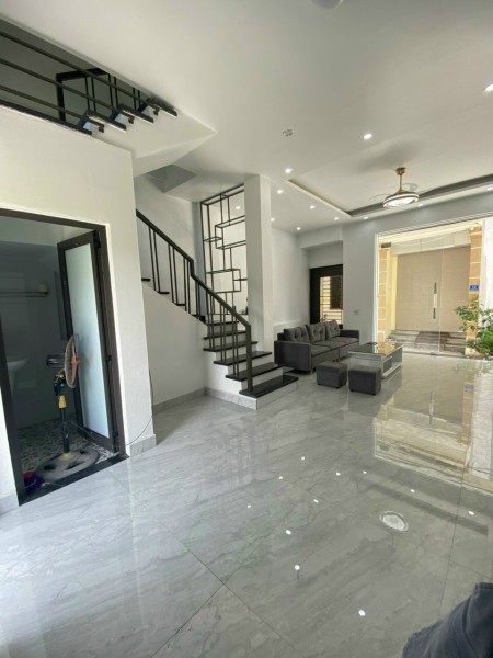Bán nhà phố Nguyễn Thị Duệ, 54m2, gần trường CĐSP Hải Dương, chỉ 2.2 Tỷ