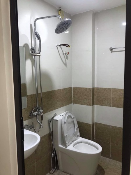 Bán nhà mới đẹp chỉ 1.95 tỷ dt 30m2 mt 3.4m gần ngay trung tâm huyện Thanh trì