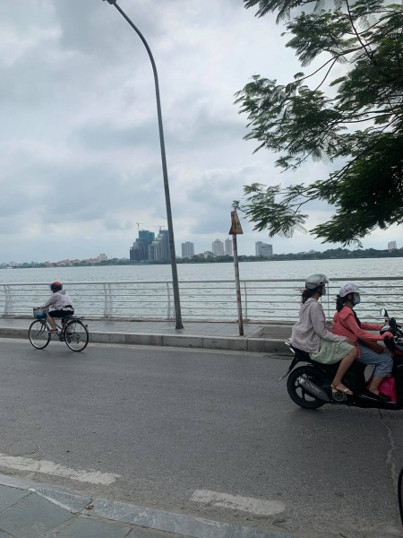 Đi đến slide 2