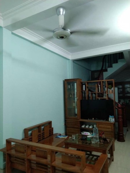 Bán nhà vị trí đẹp ,Tam Trinh, ngõ nong gần phố, diện tích sử dụng 30m2 giá 2.4 tỷ