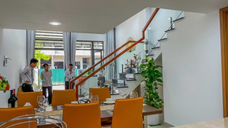 Bán nhà liền kề khu An Cựu City, full nội thất, dt 81m2, giá chỉ 4.0x tỷ, lh 0762696676 Mr.Huy