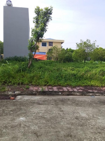 Bán gấp lô đất tại Kim Bài, Thanh Oai, Hà Nội Phân lô, vỉa hè ô tô tránh, dt 104m2, giá 27.5tr/m2