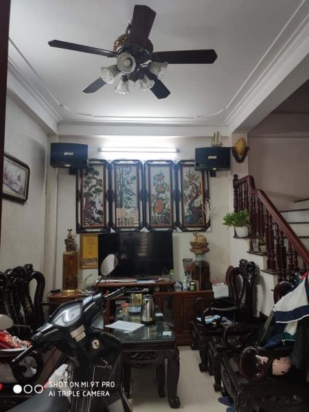 Bán nhà Yên Xá Thanh Trì Văn Quán, dt 42m2, 4 tầng, giá 2.9 tỷ, dân xây để ở lh 0962602255.