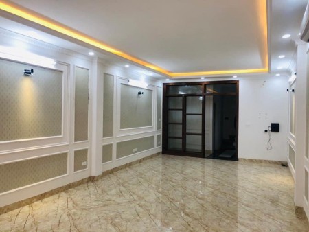 Nhà phố Phạm Tuấn Tài, Quận Cầu Giấy, 60m2, 5 tầng, mt 5m, phân lô, ô tô, vỉa hè, giá 9,5 tỷ