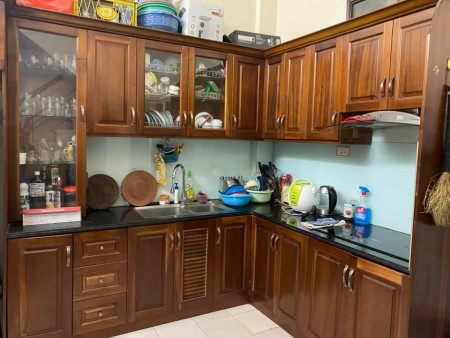 Nhà ngõ Chùa Bộc, ô tô tránh, kd tiện ích đỉnh, hiếm có, 2 mặt thoáng, đt 36m2, giá 4.7 tỷ