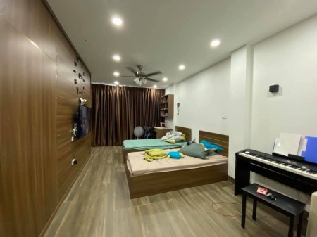 Nhà bán phố Chùa Láng dtsd 65m2 7 tầng mt 4.8m giá chỉ 11.8 tỷ Quận Đống Đa