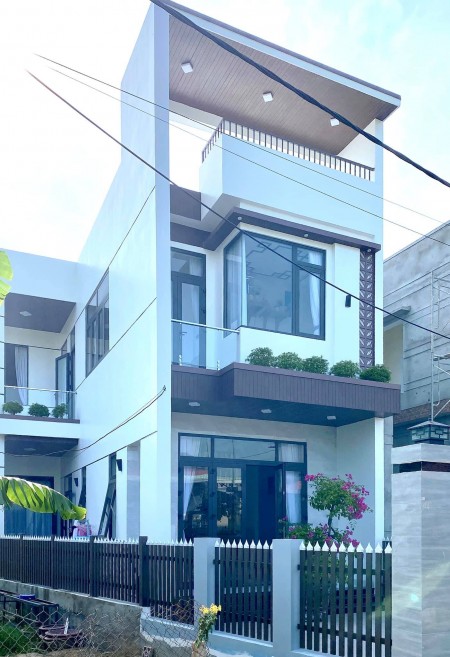 BÁn Nhà Quang Trung, Hà Đông, dt 65m*4, full Nội Thất, giá 4,7 tỷ, ô tô vào nhà, 2 mặt thoáng. Lh: 0978996965