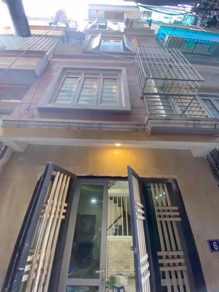 Bán nhà phố Tây Sơn, dt 52m2, đang cho thuê kinh doanh, 20 triệu, giá 4.7 tỷ