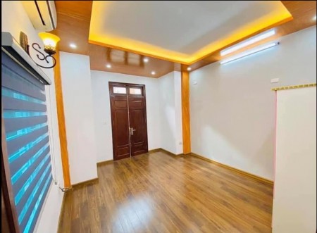 Bán nhà nguyên căn mặt phố Hà Đông, mt kinh doanh dt 20m2, 5 tầng, giá 4.2 tỷ, lhcc