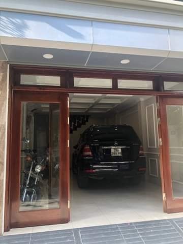 Chính chủ bán nhà lô góc, gara, ô tô thông 50m 5T Hồng Tiến, Long Biên nhỉnh 5.5 tỷ 0888868583