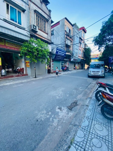 Mặt phố Nguyễn Chính, kinh doanh ô tô dt 55m2 5 tầng, mt 3.5m giá 6.85 tỷ. 0962494401