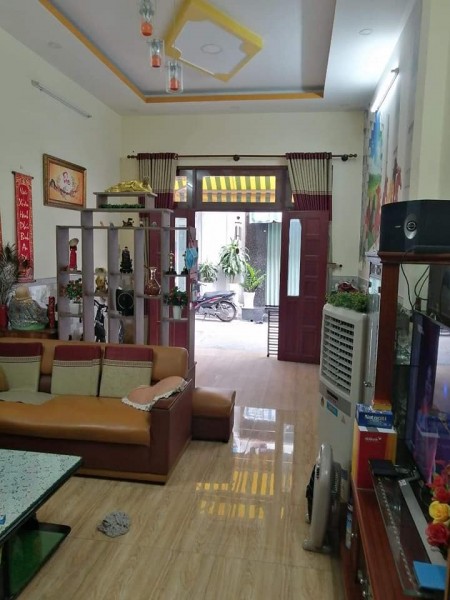 Nhà Quận 10 giá bán 10,6 tỷ, hẻm 7m xe hơi đậu cửa đường Lê Hồng Phong, chính chủ