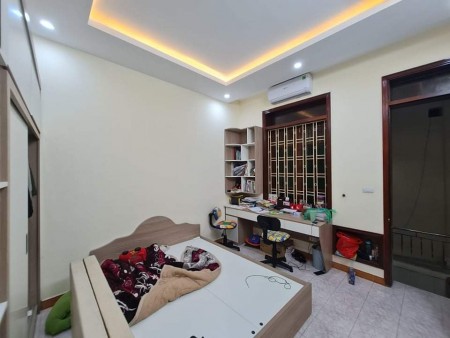 Bán nhà nguyên căn rộng 68m2 5 tầng nhà đẹp ngõ rộng lô góc Gốc Đề Hoàng Mai
