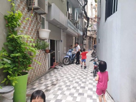 Bán siêu phẩm phố Hồ Tùng Mậu, Hà Nội, DT 43 m2, 5 tầng, giá bán 4.65 tỷ, mặt tiền 4.2 m.