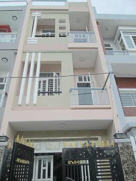 Bán nhà hẻm xe hơi đường Ba Tháng Hai Quận 10, 36m2, có 3 tầng, giá rẻ